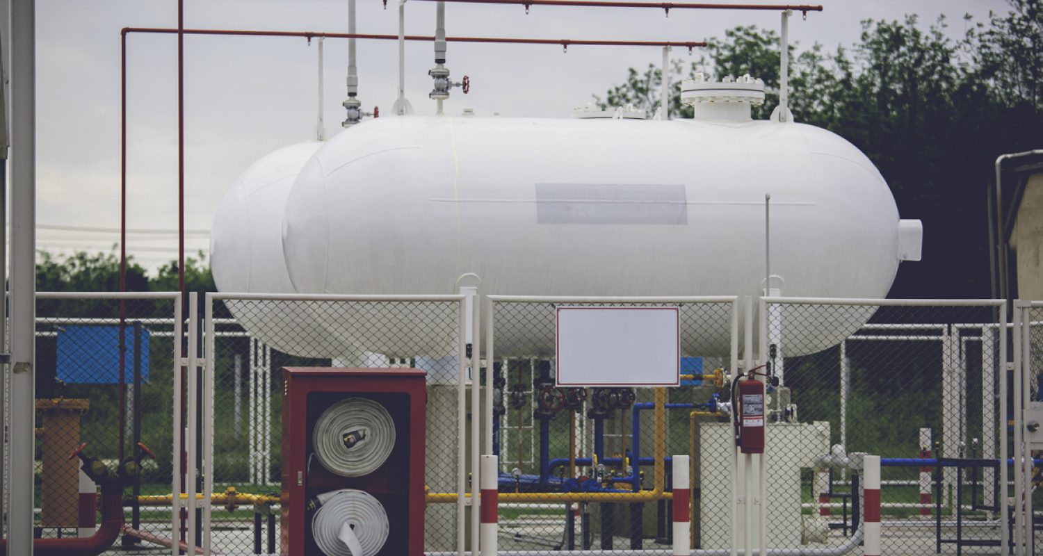 Storage two of gas LPG in the horizontal tanks Storage two of gas LPG in the horizontal tanks and pipeline.
